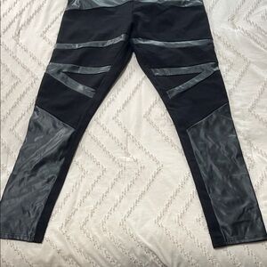 Stylish Black and Gray Leggings